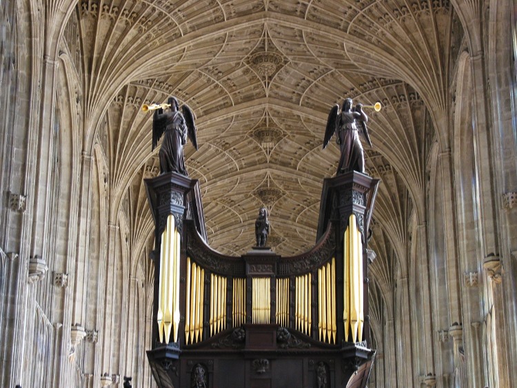 image Inside the King's Chapel in Cambridge