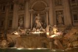 image Trevi fountain by night